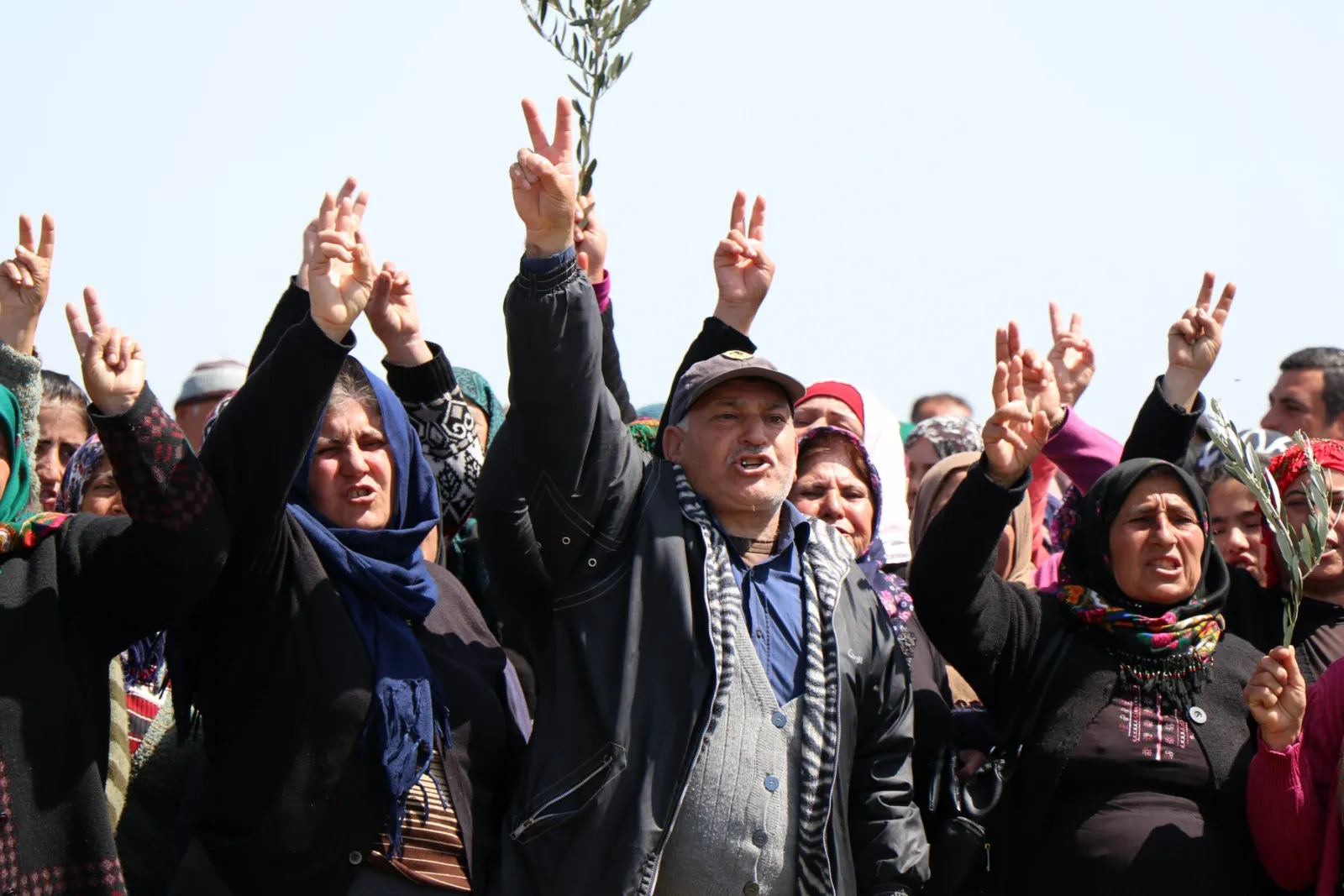 العفرينيون لا يعرفون الحدود ولن يقبلوا التقسيم