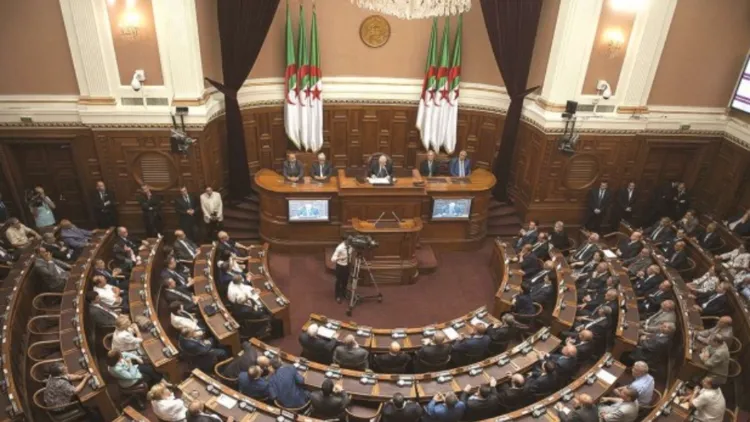 البرلمان الجزائري يجتمع الثلاثاء للمصادقة على الشغور النهائي لمنصب رئيس الجمهورية