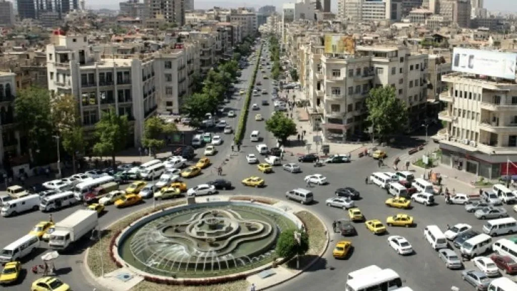 ما الذي يحدث في مناطق سيطرة النظام السوري؟