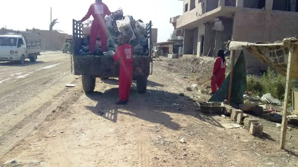 بلدية هجين تُطلق عدة مشاريع خدمية تشجع النازحين العودة إلى منازلهم