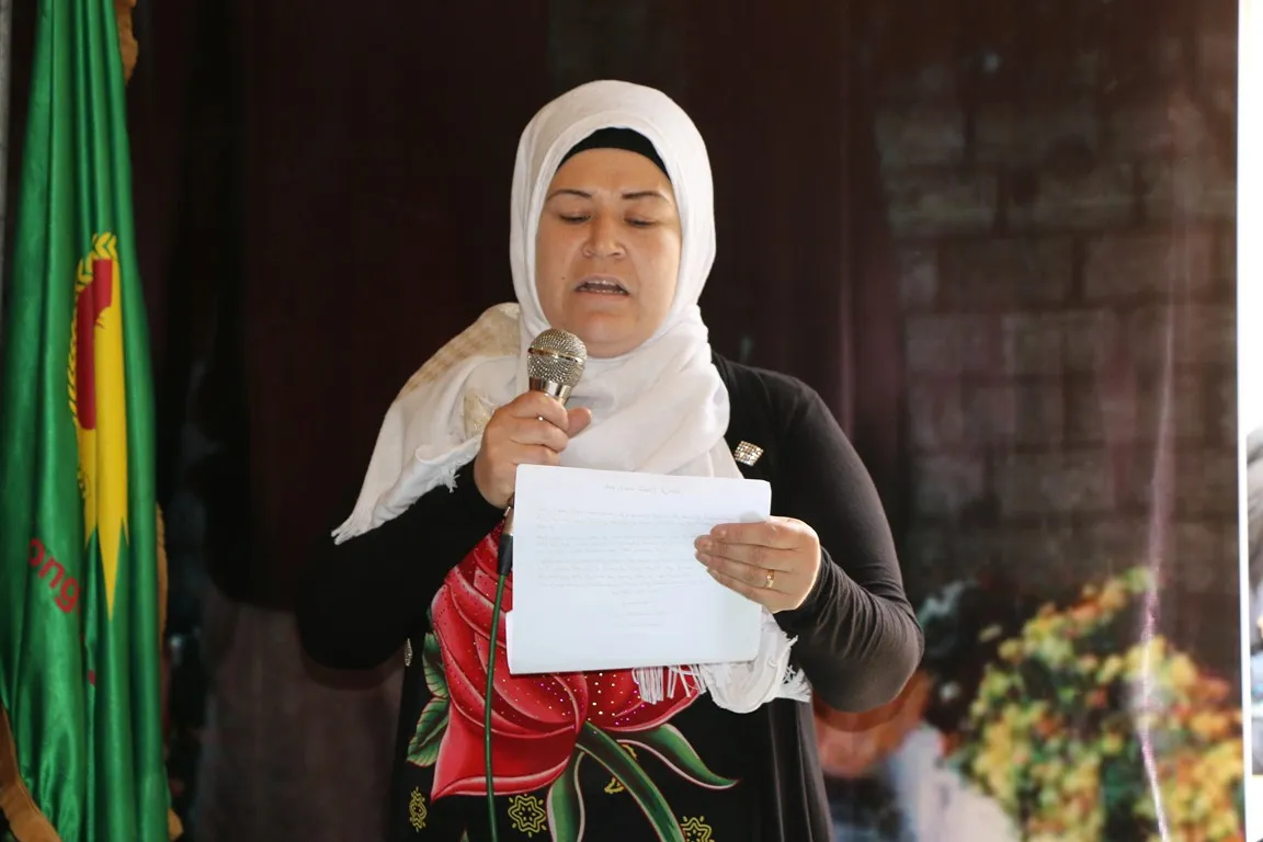 من خيمة الاعتصام.. ليلى كوفن باتت ثورةً ضد الفاشية
