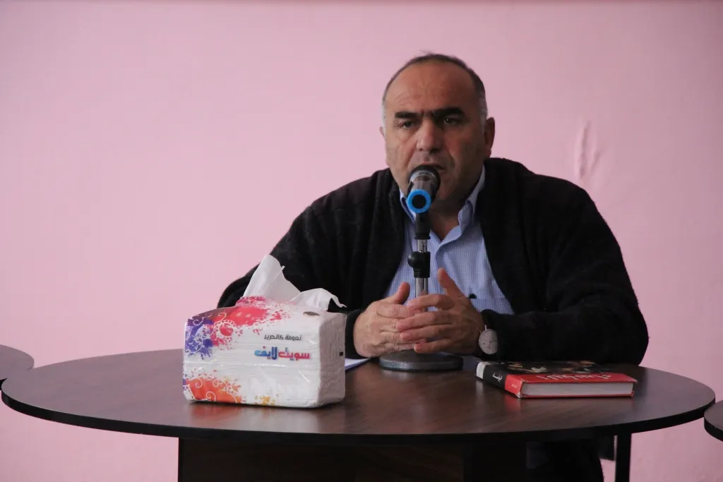 محاضرة بعنوان "دور الأدب في تقدم المجتمع"