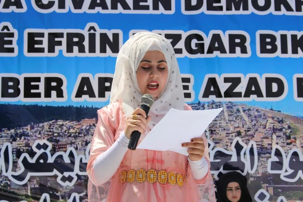 "ثورة شمال وشرق سوريا هي ثورة العمال والكادحين"