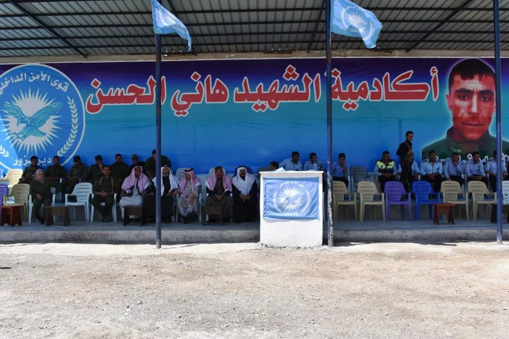 تخريج الدورة الـ26 لأعضاء الأمن الداخلي في ريف دير الزور