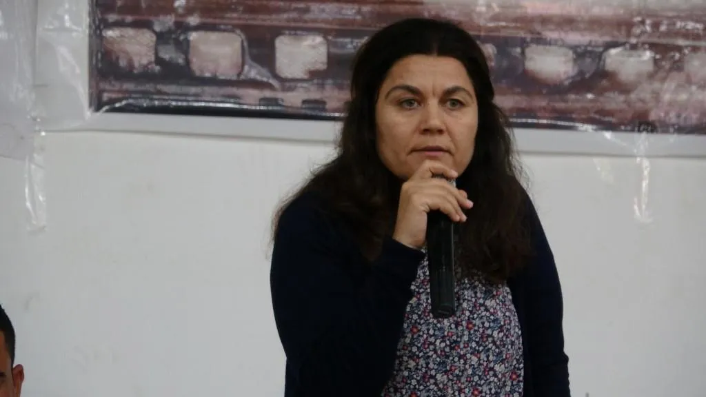 تركيا باعت ما تسمى بالمعارضة تدريجياً والبيع مستمر