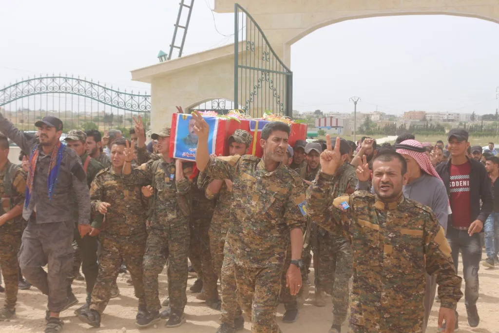 عند توديع الشهيد تنحني الهامات إجلالاً وإكباراً أمام عظمة تضحياته