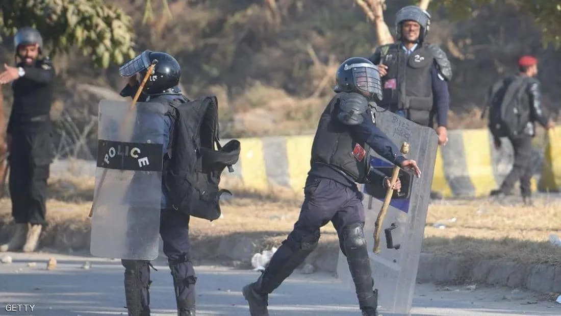مسلحون يهاجمون فندقاً بميناء جوادار في باكستان