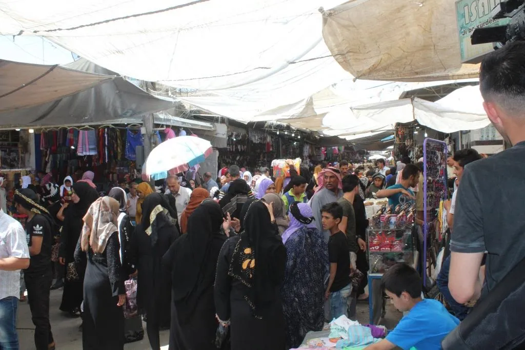 مناطق شمال وشرق سوريا تستعد للعيد وسط أجواء الأمان والاستقرار