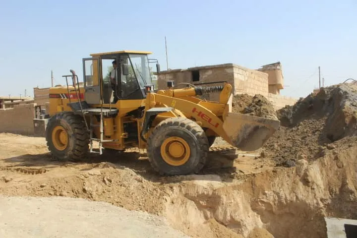 بلدية الشدادي بصدد الانتهاء من مشاريع الصرف الصحي والبدء بالتعبيد
