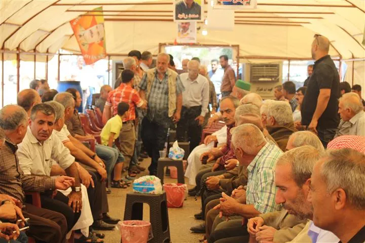 تقديم واجب العزاء لذوي العائلة العفرينية