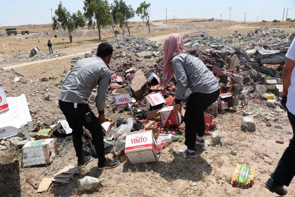 مع اقتراب عيد الفطر أسواق الرقة تكتظ بالأهالي