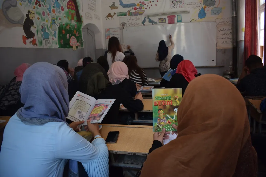 1510معلم/ة يخضعون لدورة صيفية كمرحلة أولى في منبج