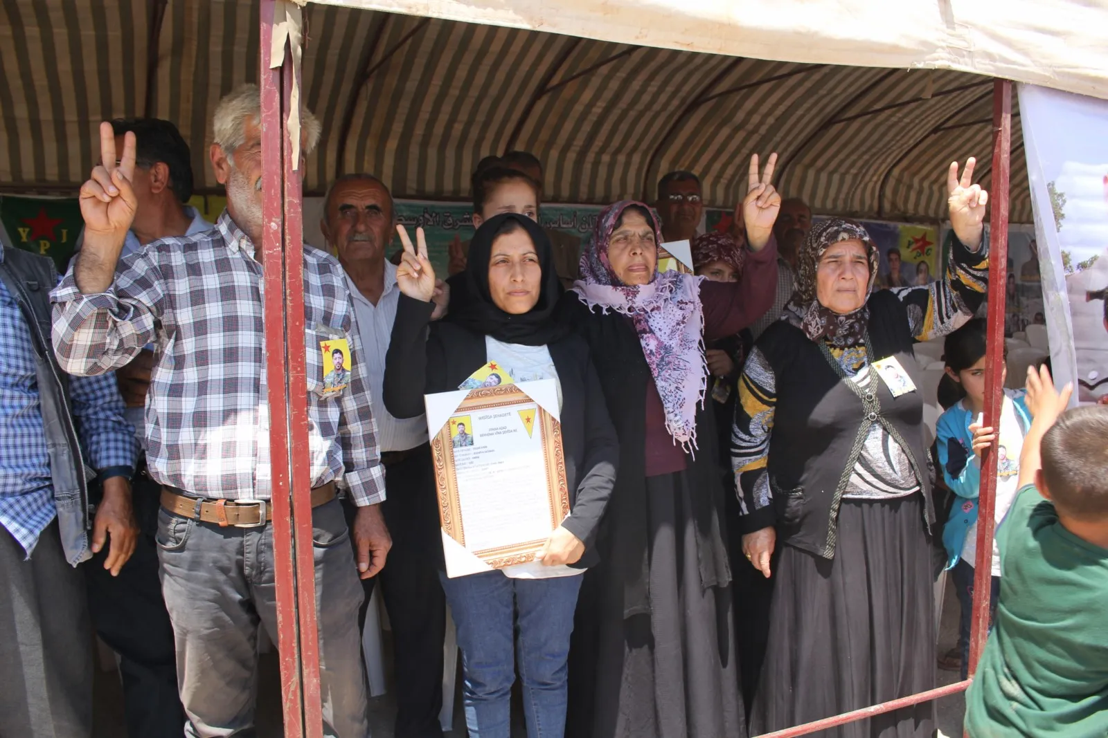 معزون: نعاهد برفع وتيرة المقاومة حتى تحرير عفرين