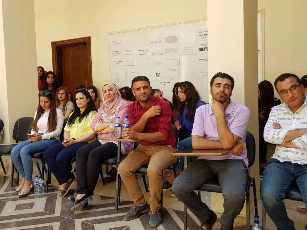 احتفالية في جامعة كوباني بمناسبة انتهاء العام الدراسي