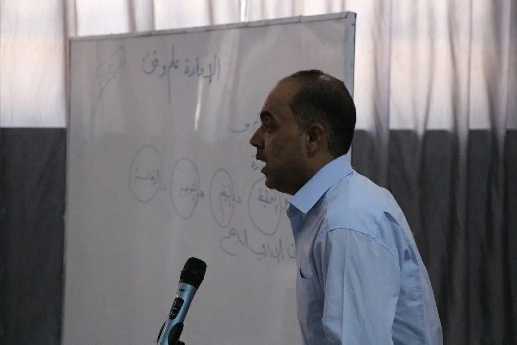 محاضرة في منبج بعنوان "الإدارة.. علم وفن"