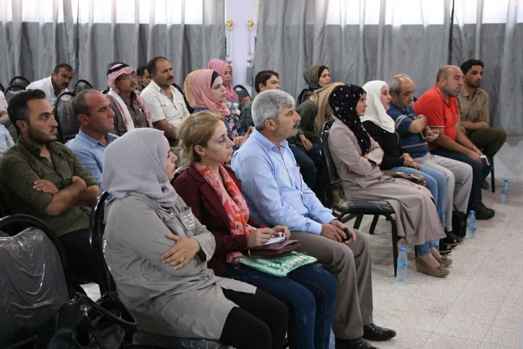محاضرة في منبج بعنوان "الإدارة.. علم وفن"
