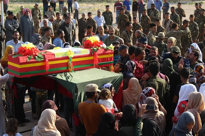 "نعتز بشهادة ولدي لأنه ضحى من أجل الدفاع عن أرضه"