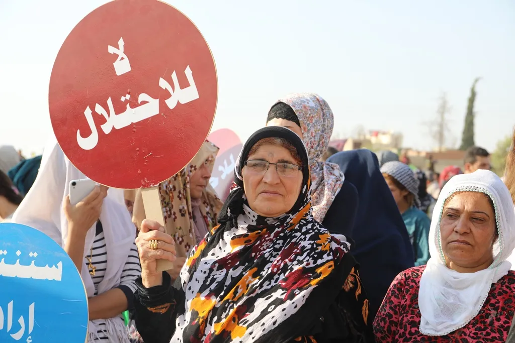 وقفة احتجاجية لأهالي إقليم الجزيرة تنديداً بالعدوان التركي على عفرين وباشور