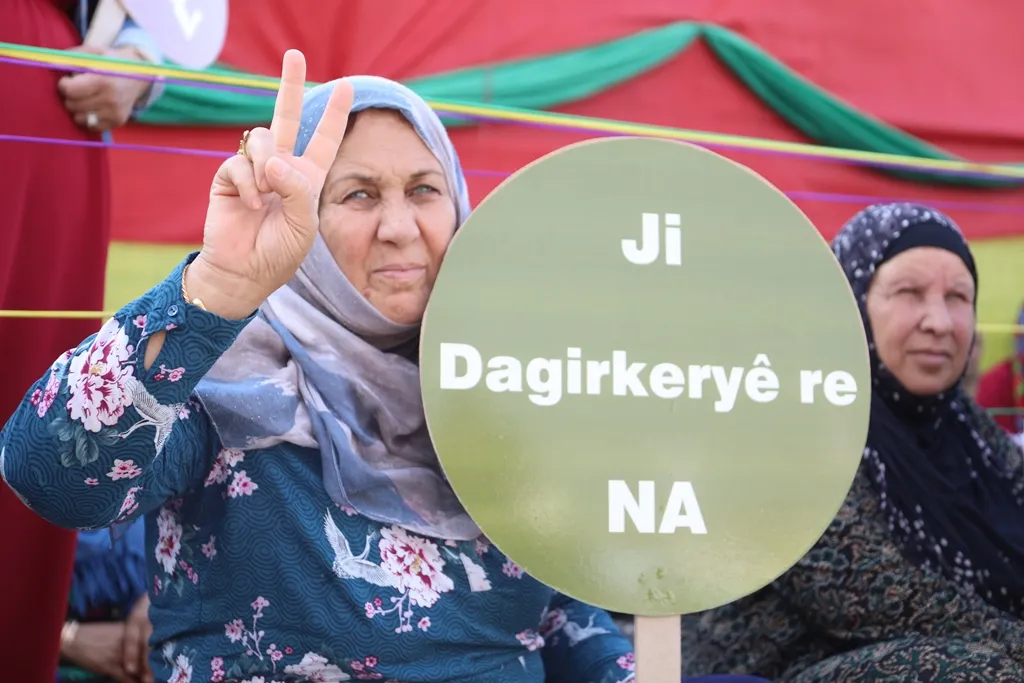 وقفة احتجاجية لأهالي إقليم الجزيرة تنديداً بالعدوان التركي على عفرين وباشور