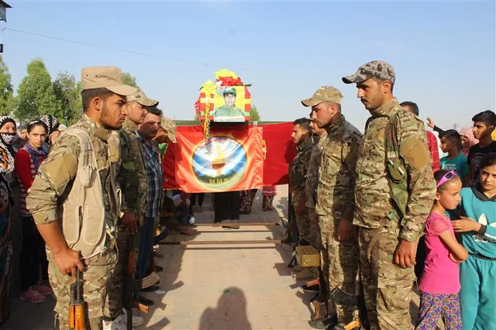 "نعتز بشهادة ولدي لأنه ضحى من أجل الدفاع عن أرضه"