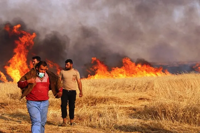 نيران تربه سبية أخمدت بجهود لجان الطوارئ والإطفاء ووحدات الحماية والأهالي