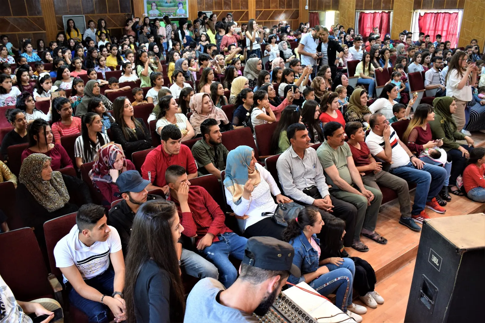 توزيع شهادات التفوق على 150 طالباً وطالبة في سري كانيه