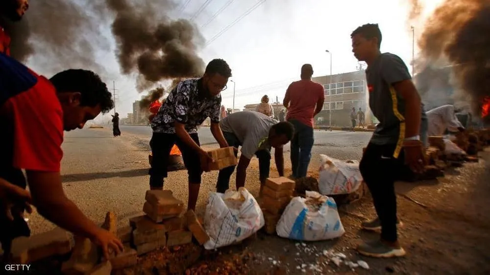 ارتفاع قتلى اعتصام الخرطوم إلى 30 والنيابة العامة تفتح تحقيق
