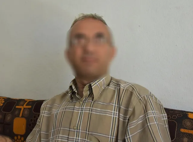 استولوا على منزله وطردوه من عفرين..