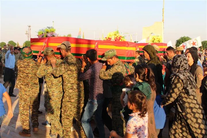 'تضحيات الشهداء تعزز أخوّة الشعوب'