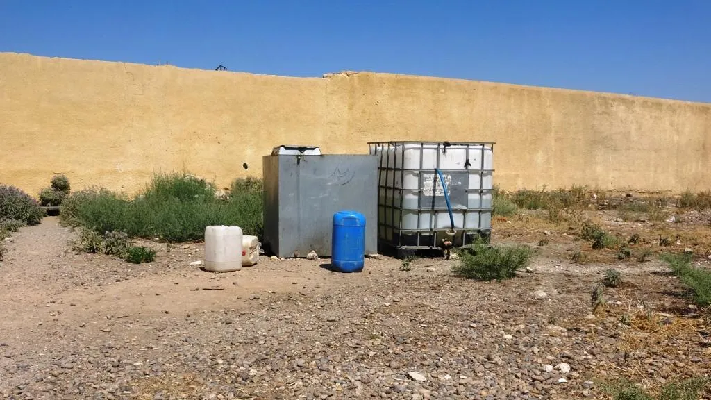 نازحات في ريف دير الزور يُطالبن بتحسين الواقع الخدمي وتأمين فرص عمل