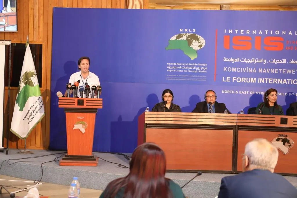 محاضرون: هناك حاجة لدعم سياسي وعسكري للقضاء على داعش