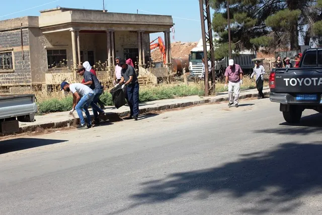 حملة "وطننا بيتنا الكبير فلنحافظ عليه نظيفاً" مستمرة