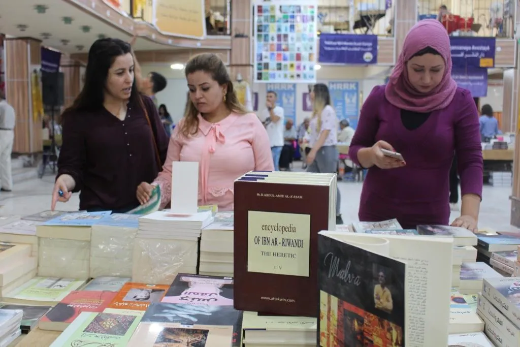 معرض الكتاب الثالث – هركول يستقطب زواراً من كردستان وأوروبا