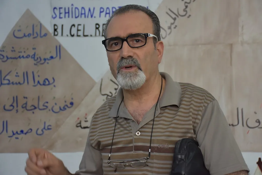 PYD تفتتح معرضاً لكتب القائد أوجلان في حلب