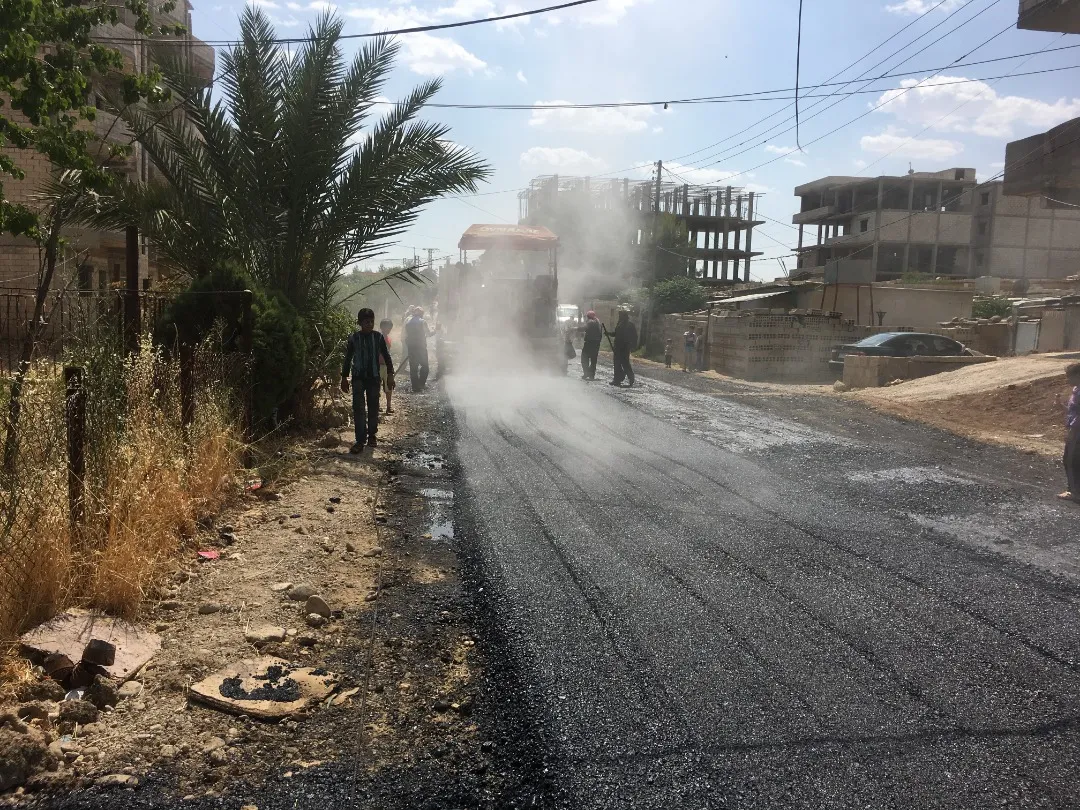 المباشرة بمشروع صيانة وتعبيد الطرق في كركي لكي