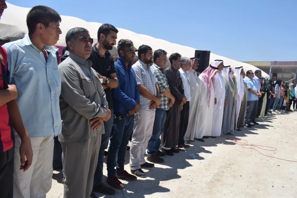 مشاركون في الدروع البشرية: نحن جسد واحد ولا نقبل التهديدات التركية