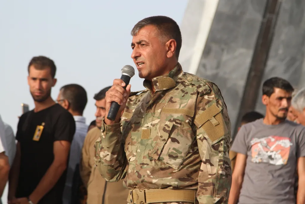 بمراسم مهيبة جثمان الشهيد جلنك كوباني يوارى الثرى  