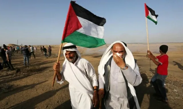 اصابة 97 فلسطينياً برصاص الجيش الإسرائيلي في غزة
