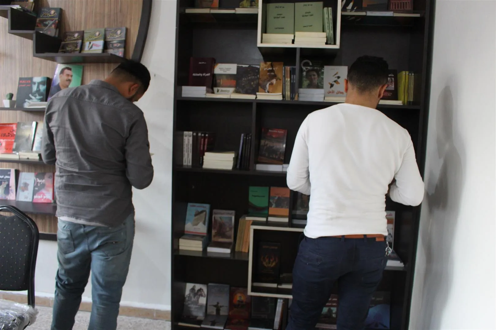 "تحدي القراءة"... وجه لرواد القراءة وتشجيع للفئة الشابة