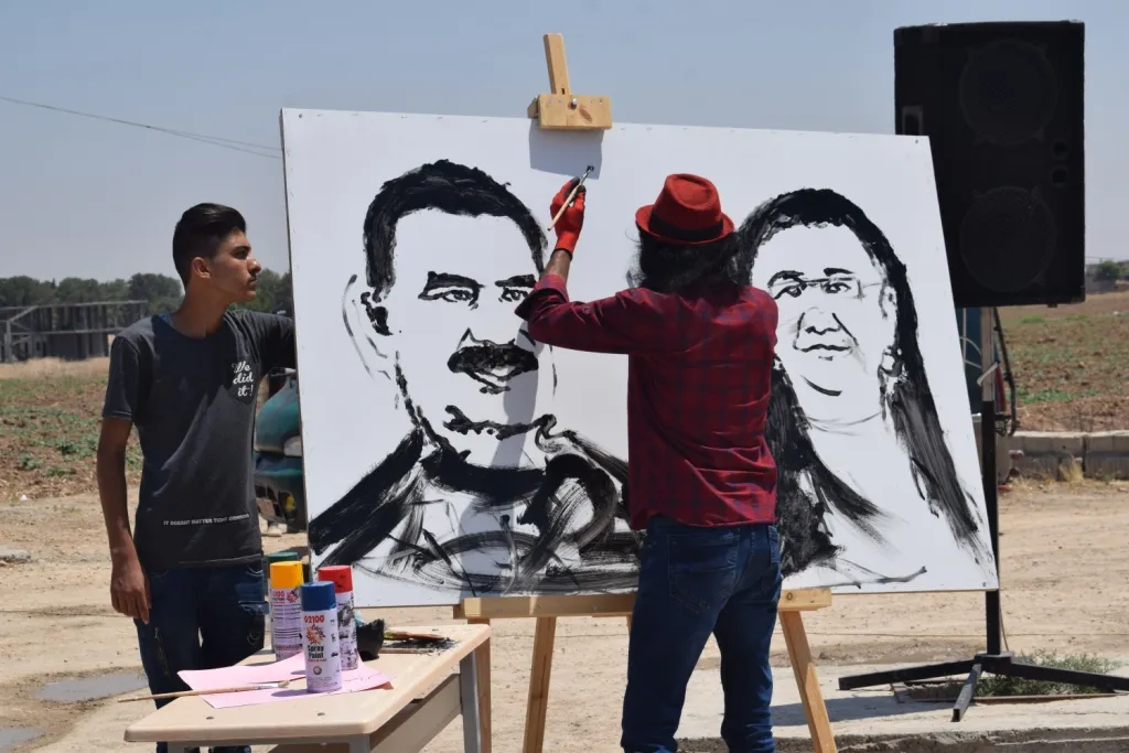 ريشة الفنان.. وجه آخر للمقاومة