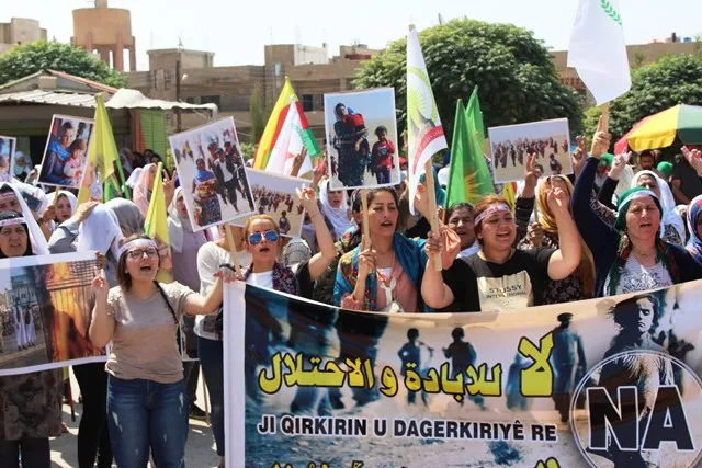 مظاهرات في روج آفا تنديداً بمجزرة شنكال