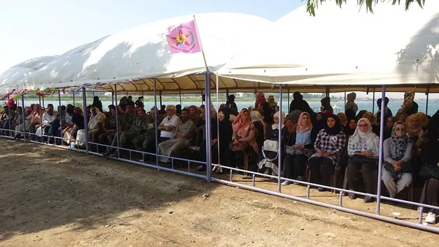إدارة المرأة في الرقة تحتفل بمناسبة مرور السنة الأولى لتأسيسها