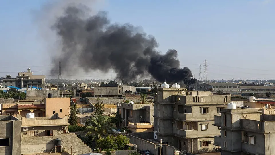 هدنة ليبيا تخرق واتهامات لحكومة السراج