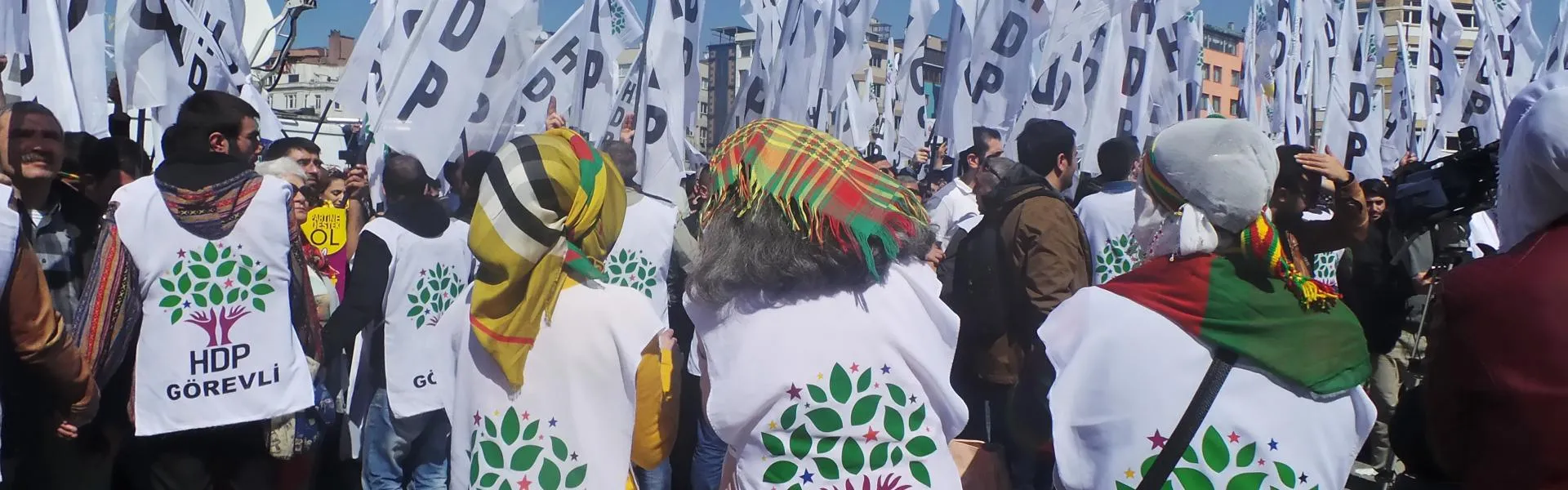 مجلة ألمانية: أردوغان المذعور يذهب بنفسه إلى الهاوية بإبعاده رؤساء البلديات الثلاث