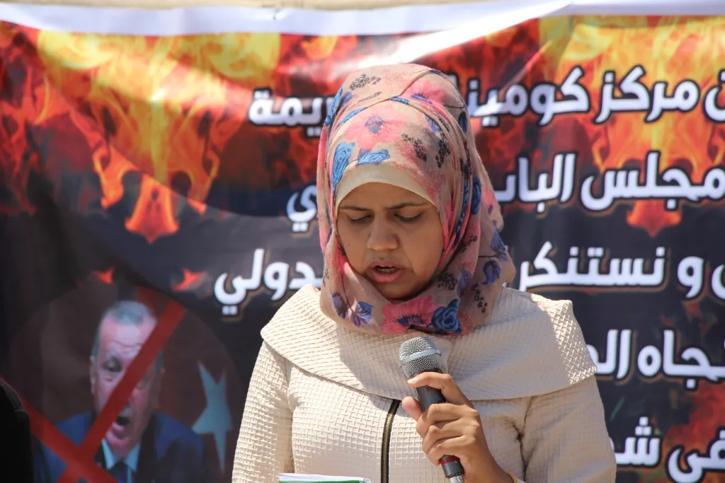 نساء منبج ينصبن خيمة اعتصام تنديداً بالتهديدات التركية