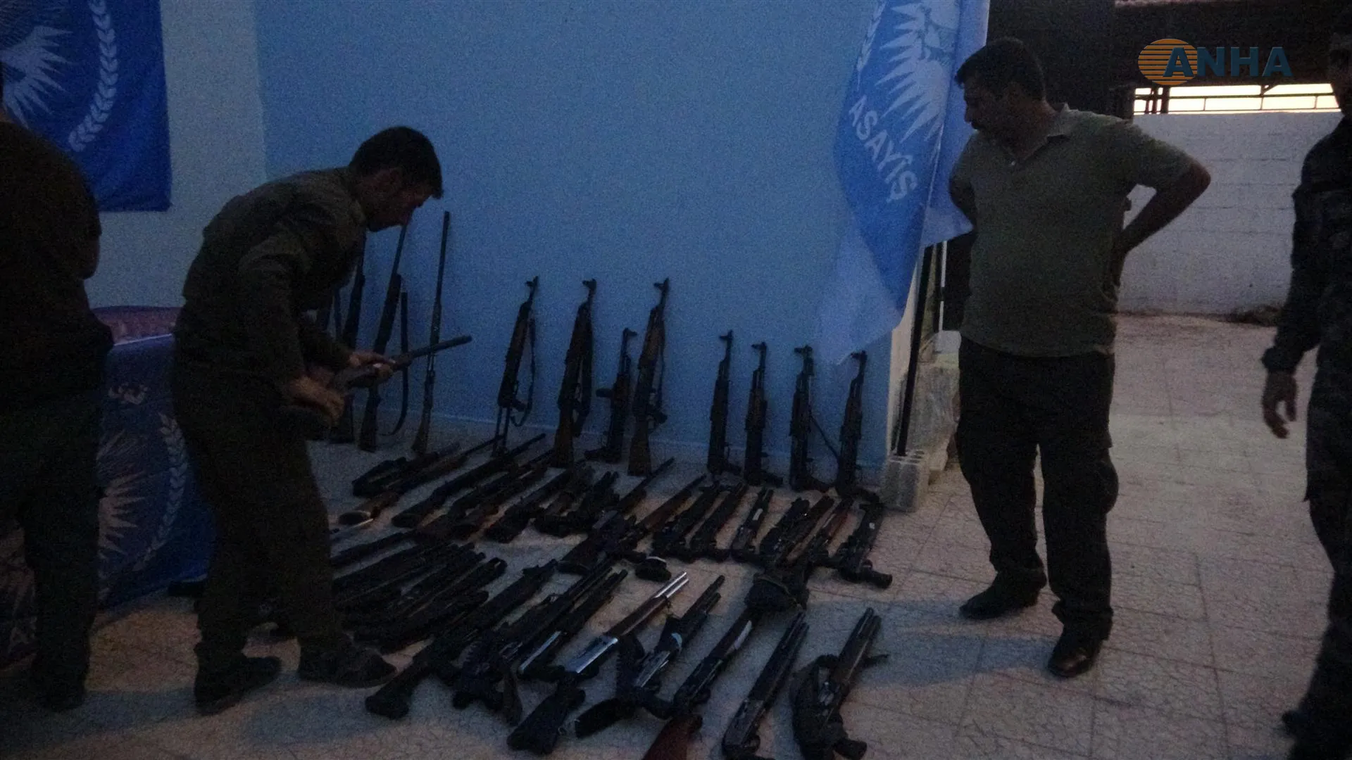 خلال حملة تمشيط حي غويران القبض على20 مرتزقاً بينهم عراقيون