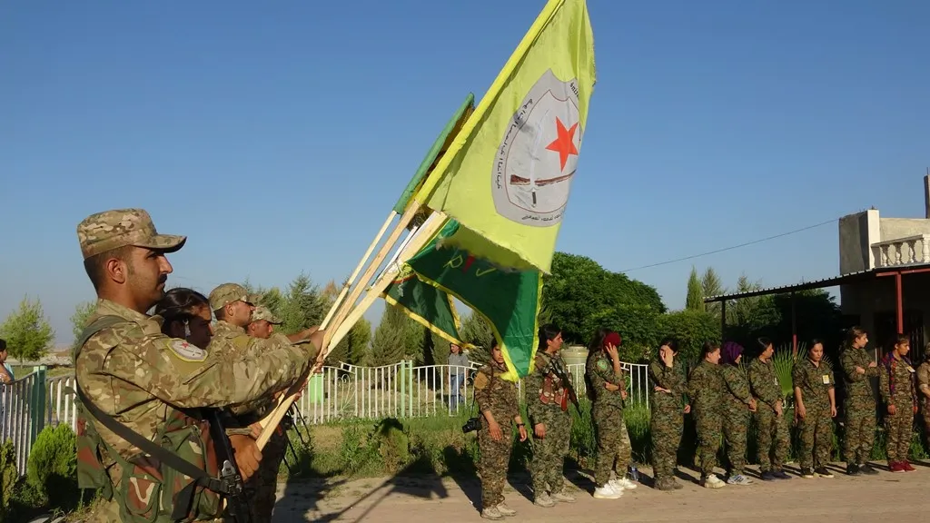 جثمانا الشهيدين زريان وحسان وريا الثرى في مثواهما الأخير