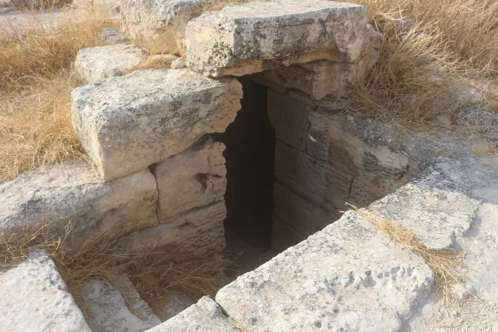 تعرّف على آثار هيرابوليس (مدينة منبج)