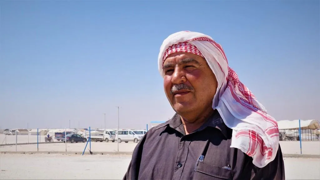 الانتهاء من نقل أكثر من 5500 نازح إلى مخيم المحمودلي بريف الطبقة