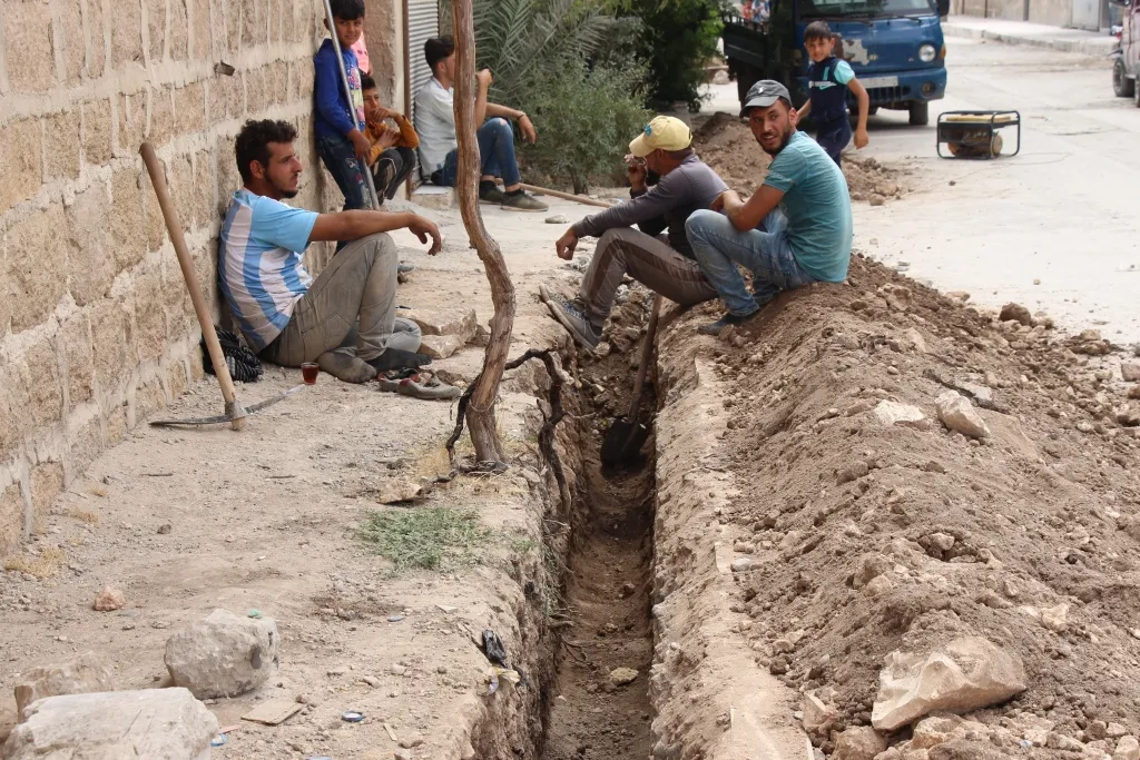 شركة الكهرباء بمنبج تنفذ مشاريع بعشرات الملايين